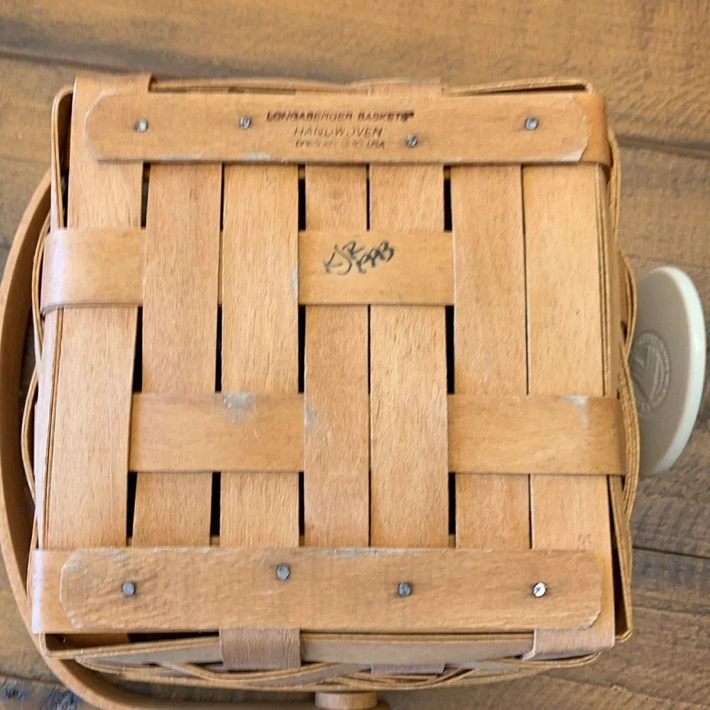 Longaberger Medium Berry Basket